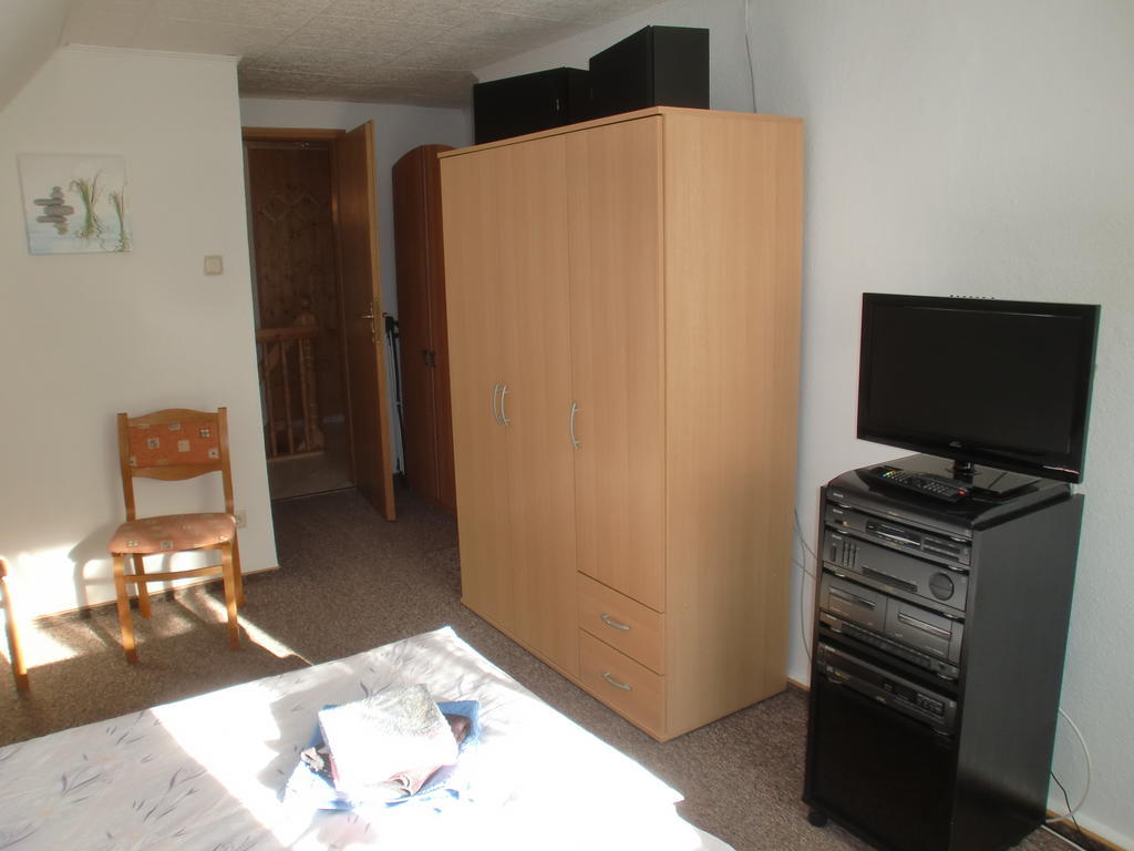 Ferienwohnung Lisa Gingst Bagian luar foto