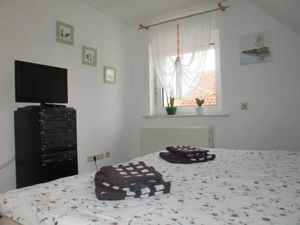 Ferienwohnung Lisa Gingst Ruang foto